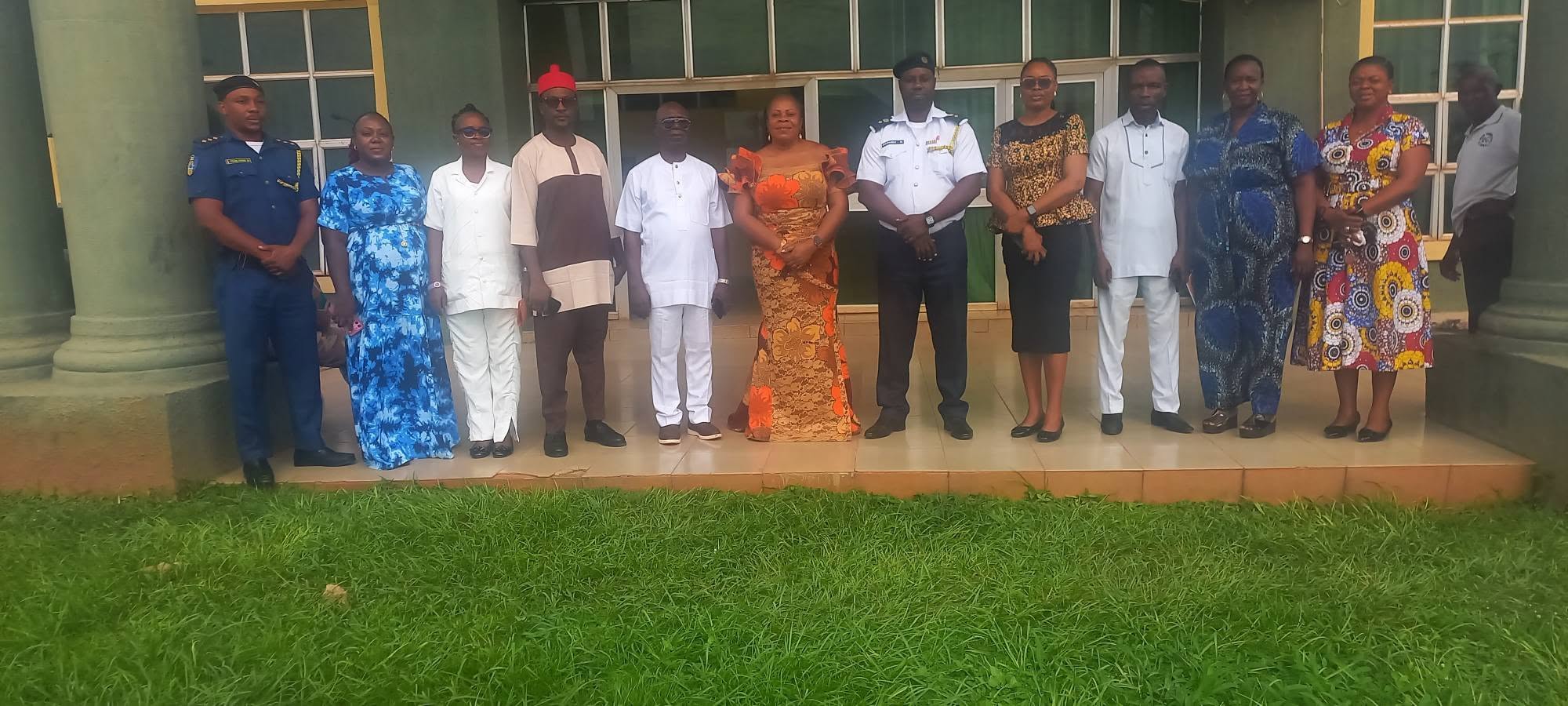 COOUTH CMD  WELCOMED FIRE SERVICE OFFICIALS, AWKA CHAPTER, AND ANAMBRA PHILANTHROPIST ON A COURTESY