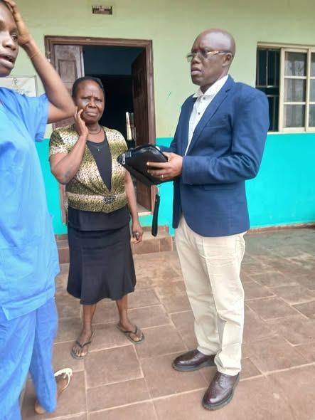 DR. AKABUIKE PRAISES SOLUDO’S HEALTHCARE VISION FOLLOWING UNSCHEDULED VISIT TO EKWULOBIA GENERAL HOS