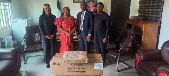 DR. UMEAKUEWULU RECEIVES FIDSON HEALTHCARE PLC, COMMENDS SUPPORT FOR COOUTH