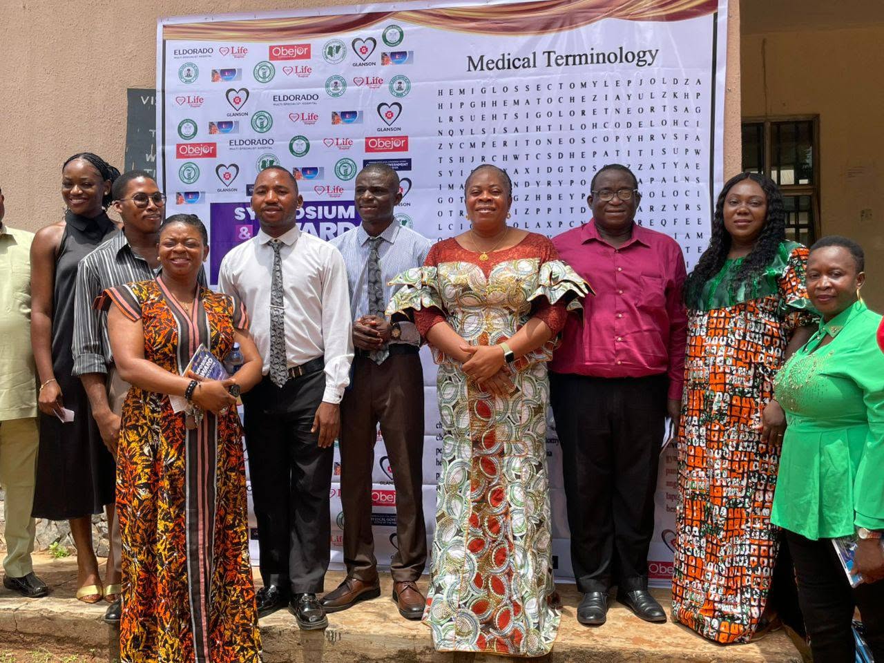 DR. UMEAKUEWULU HONOURED BY COOUMSA, CHARGES MEDICAL STUDENTS ON PROFESSIONAL EXCELLENCE